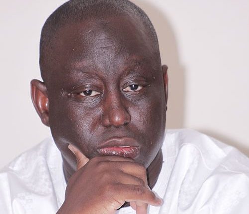 ALIOUNESALL MAIRE DE GUEDIAWAYE 500x445