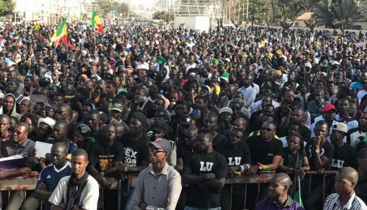 Rassemblement Y EN A Marre lvs