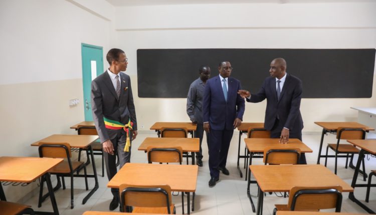 Mackyenseignants etudiants eleves et parents deleves